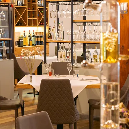 Corte & Wellness Relax 酒店 巴萨诺－德尔格拉帕