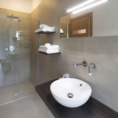 Corte & Wellness Relax فندق باسّانو ديل غرابّا